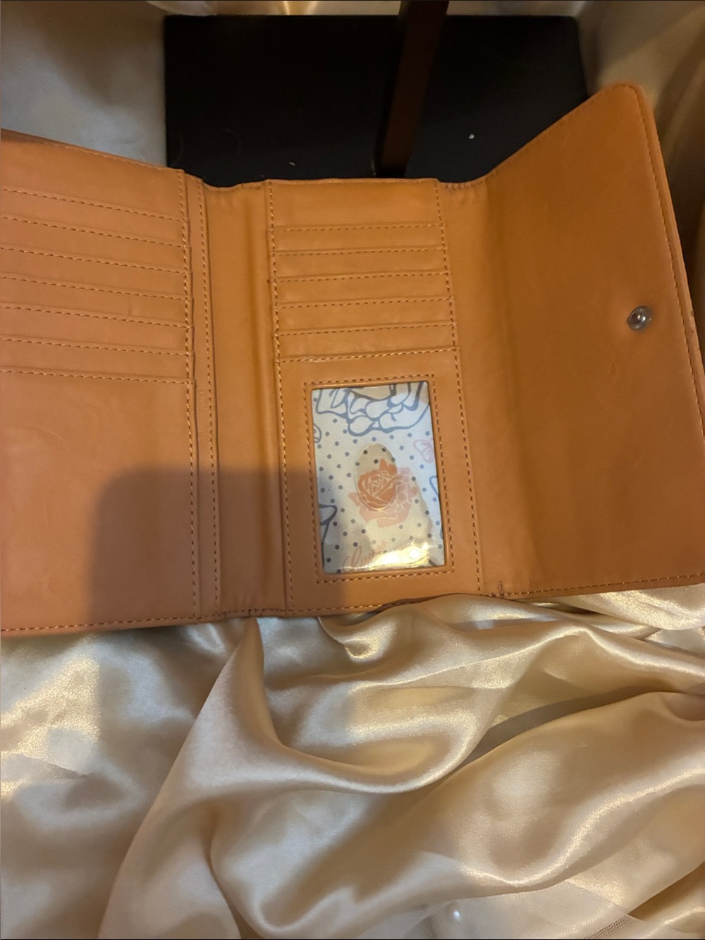 GUESS Brown Logo Print Wallet with Tan Trim - Picture 3 of 3